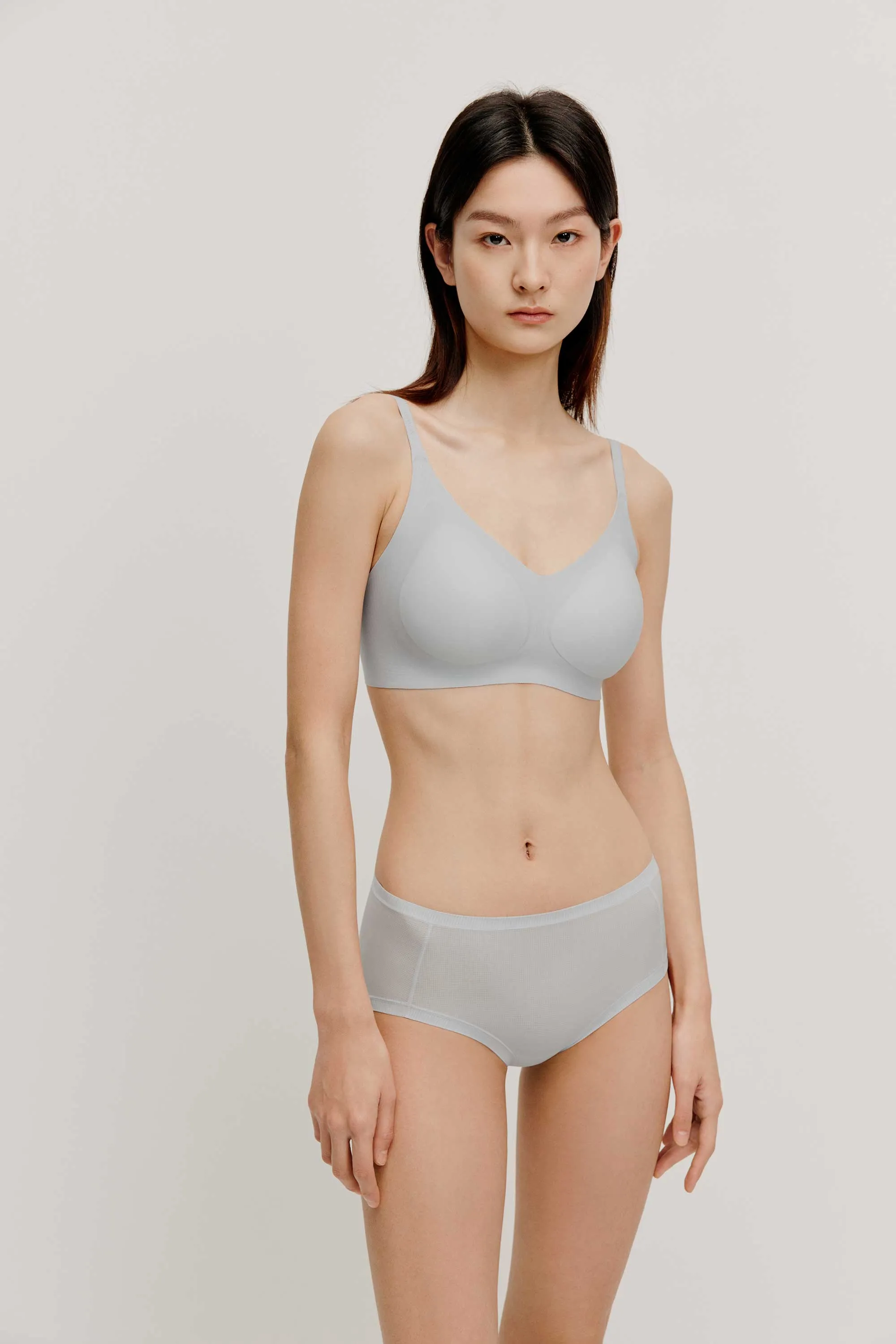 Barely Zero T-Shirt Bra Bundle