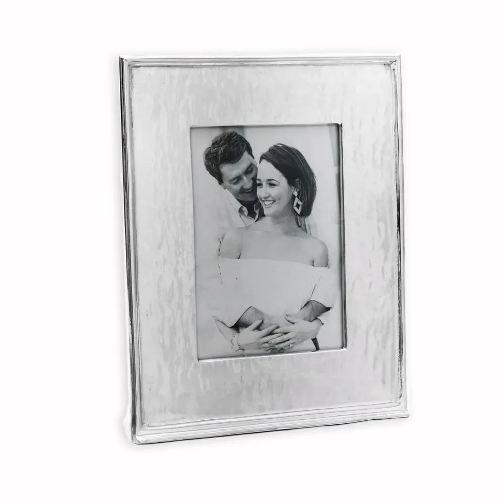 Beatriz Ball FRAME Emerson Vertical