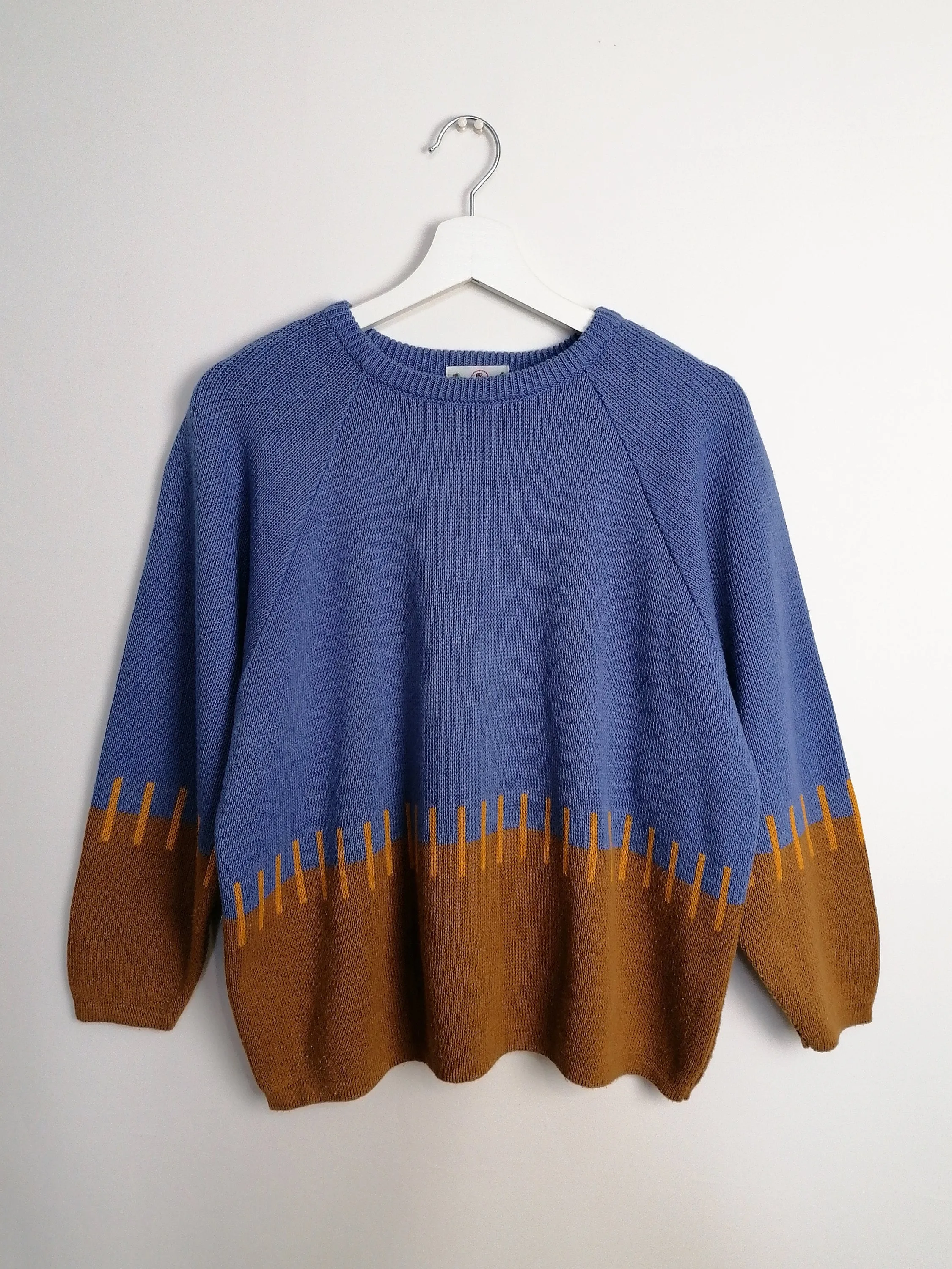 Graphic Pattern Knit Sweater Blue and Burnt Orange - size S-M