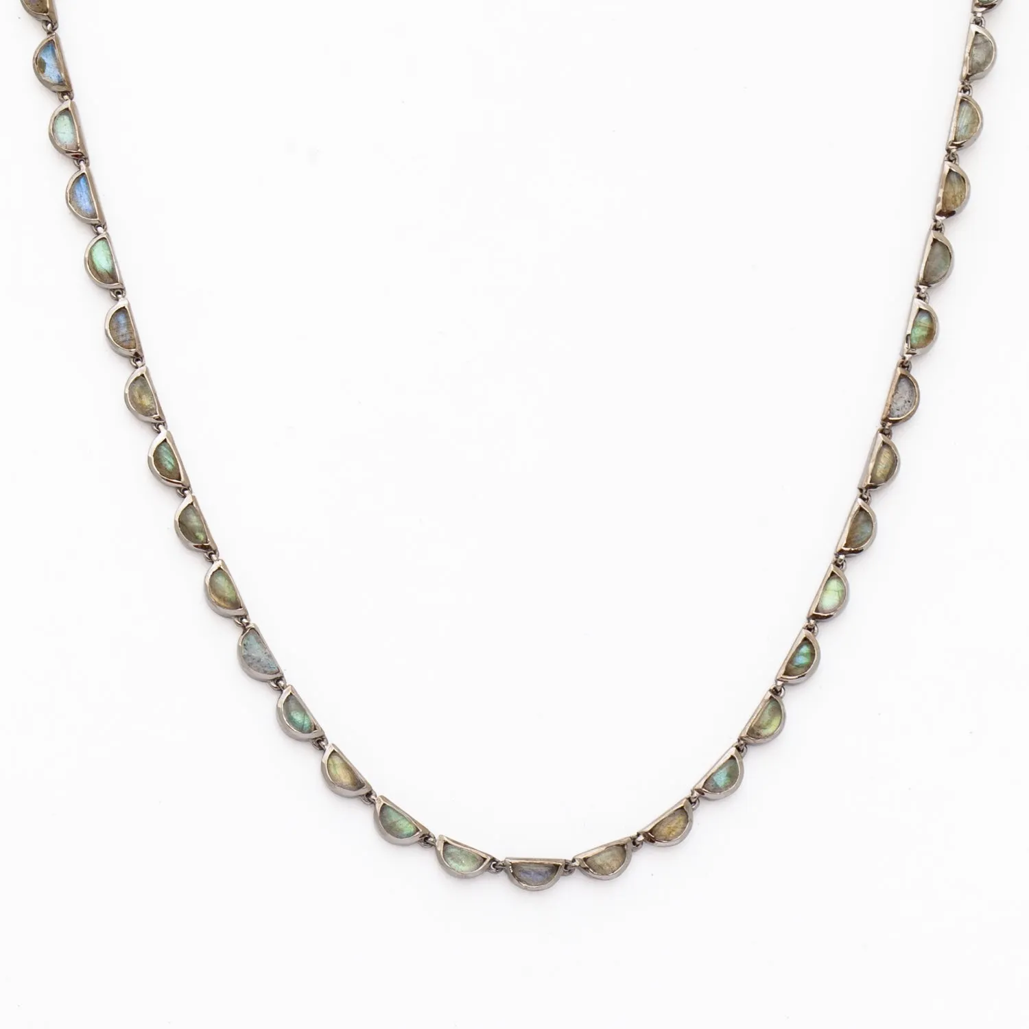 Labradorite Small Scallop Riviere Necklace