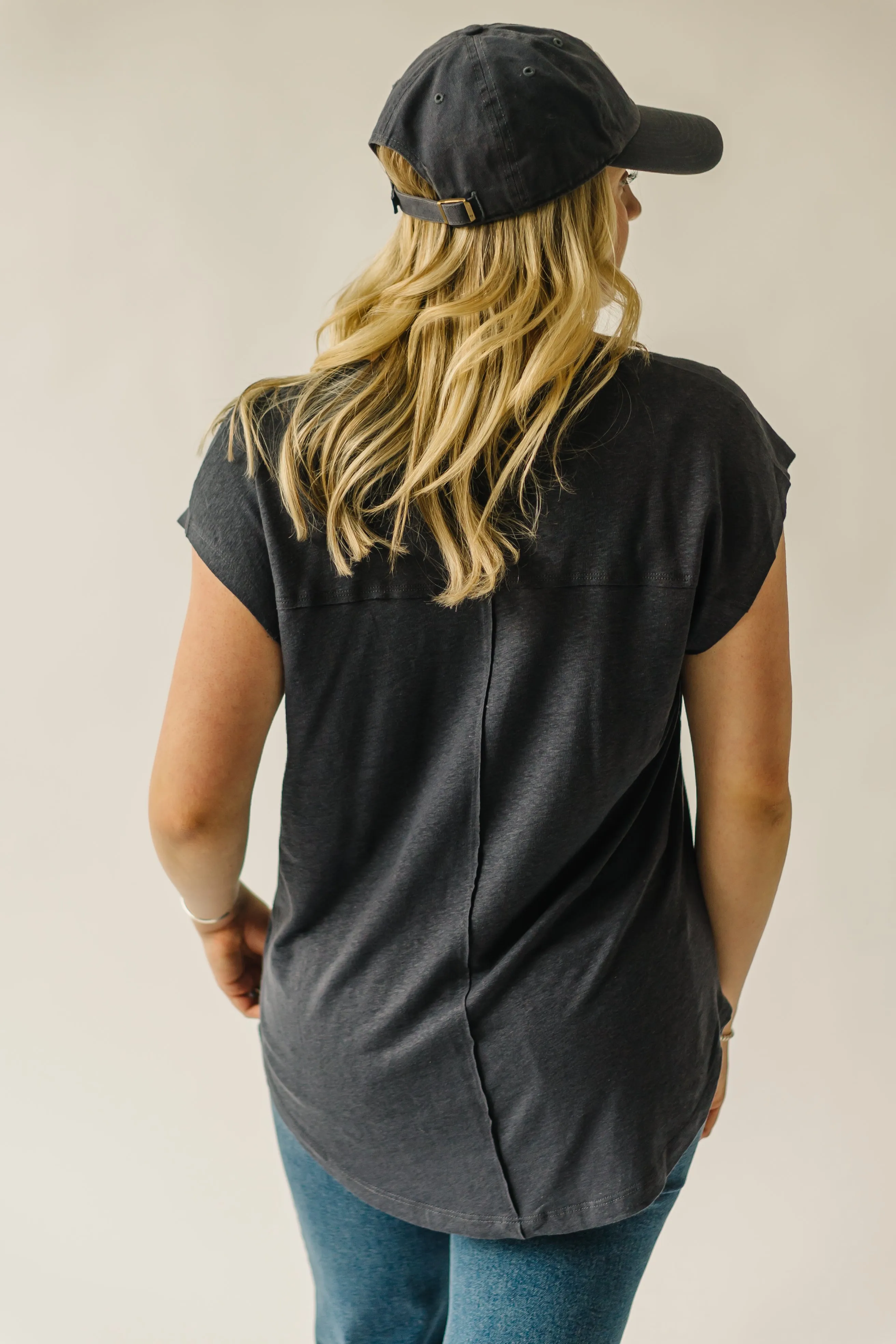 The Garver V-Neck Linen Tee in Charcoal